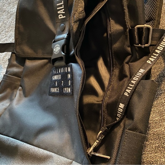 Palladium Black Backpack - Picture 10 of 10